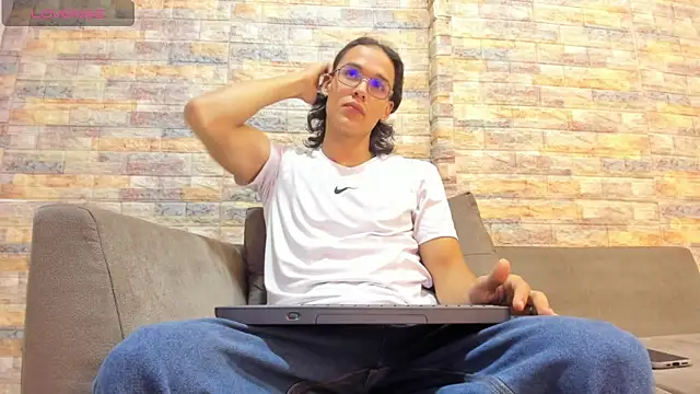 Snapshot of Noha_castellano chatting on 03.02.26 Noha castellano online show from 03.02.26