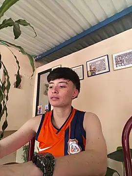 Tomnico 19 online show from 04.10.26