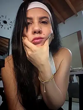 sashaaqueen online show from 04.09.26