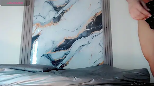 Emma Boms online show from 03.25.26