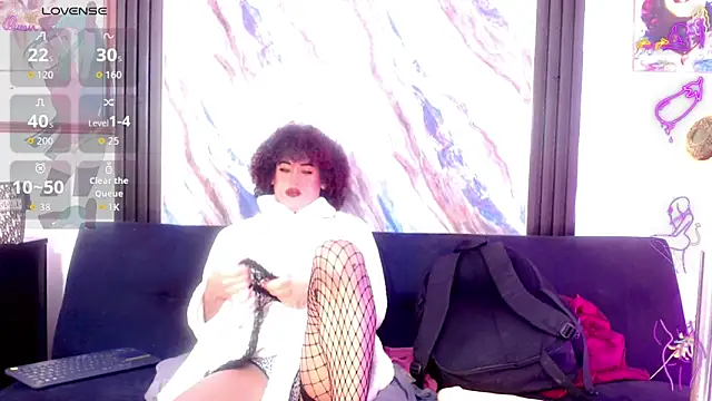 Emma Boms online show from 05.23.26