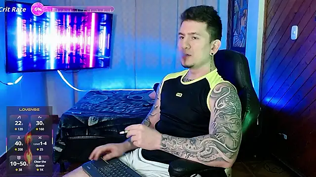 Snapshot of steventayler chatting on 03.03.26 steventayler online show from 03.03.26