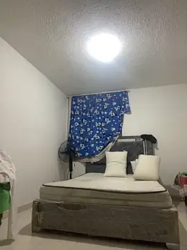 Snapshot of sweet_wet_dreamss chatting on 02.28.26 sweet wet dreamss online show from 02.28.26