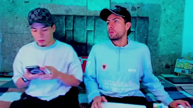 alex and christhoper online show from 04.29.26