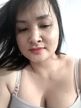 Jeassi-sica01 online show from 04.13.26