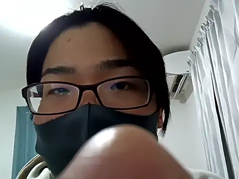 Snapshot of koarannkunn chatting on 03.25.26 koarannkunn online show from 03.25.26