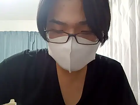 Snapshot of koarannkunn chatting on 03.26.26 koarannkunn online show from 03.26.26