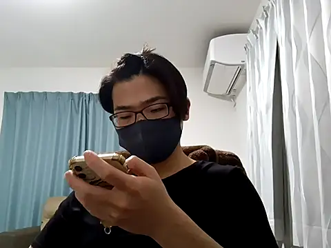 Snapshot of koarannkunn chatting on 04.19.26 koarannkunn online show from 04.19.26