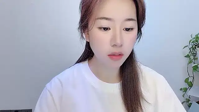 Snapshot of Baixi-01 chatting on 04.21.26 Baixi-01 online show from 04.21.26
