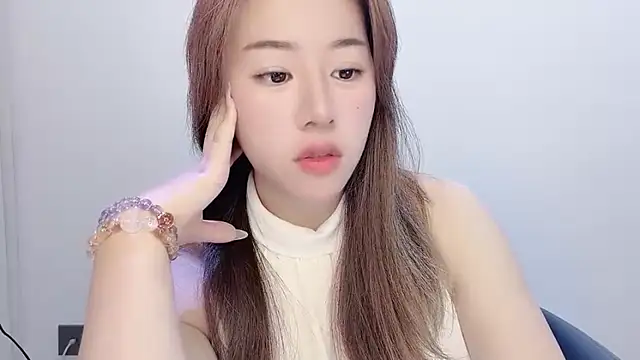 Snapshot of Baixi-01 chatting on 04.23.26 Baixi-01 online show from 04.23.26