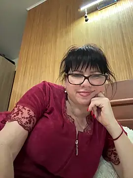 Snapshot of expensive_lady chatting on 04.24.26 expensive lady online show from 04.24.26