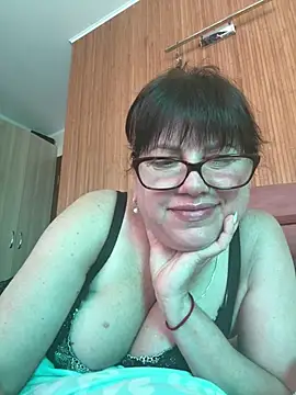 Snapshot of expensive_lady chatting on 05.23.26 expensive lady online show from 05.23.26