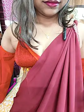 Snapshot of Sweet_Mahii chatting on 02.28.26 Sweet Mahii online show from 02.28.26