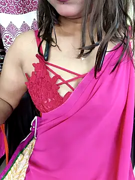 Snapshot of Sweet_Mahii chatting on 03.02.26 Sweet Mahii online show from 03.02.26