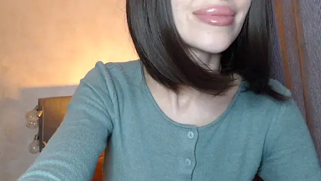 Nora Sweet1 online show from 04.28.26