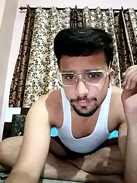Snapshot of big_indiancock chatting on 04.15.26 big indiancock online show from 04.15.26