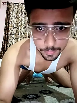 Snapshot of big_indiancock chatting on 05.06.26 big indiancock online show from 05.06.26