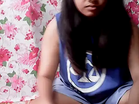 Snapshot of Flowerbebe chatting on 03.02.26 Flowerbebe online show from 03.02.26