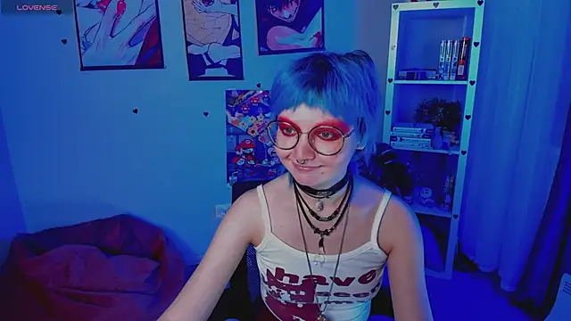 Snapshot of powderofgun chatting on 05.29.26 powderofgun online show from 05.29.26