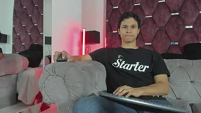 Snapshot of TonyBenedetti chatting on 07.23.26 TonyBenedetti online show from 07.23.26