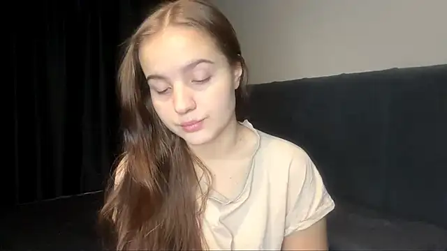 Snapshot of LowriseZiziphus chatting on 03.03.26 LowriseZiziphus online show from 03.03.26