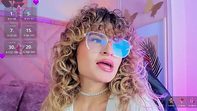 Snapshot of emilyjonesss_ chatting on 03.02.26 emilyjonesss online show from 03.02.26