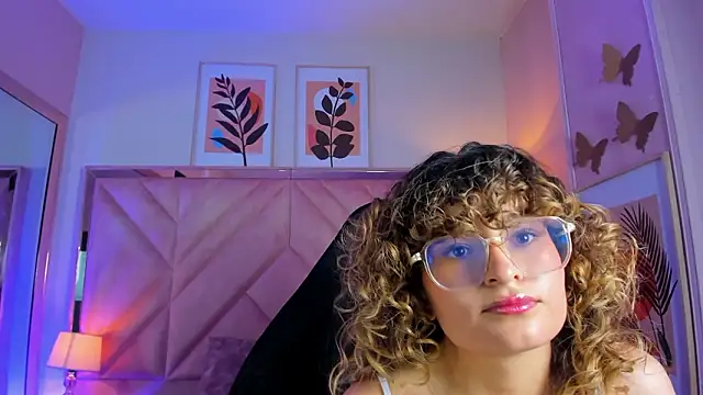 emilyjonesss  online show from 03.24.26