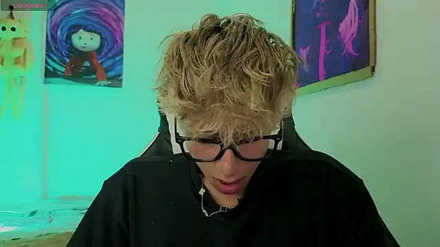 Ryan sweet online show from 03.16.26