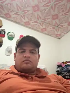 Snapshot of Dario12J chatting on 02.28.26 Dario12J online show from 02.28.26