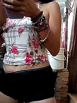 yuliitza4 online show from 03.23.26