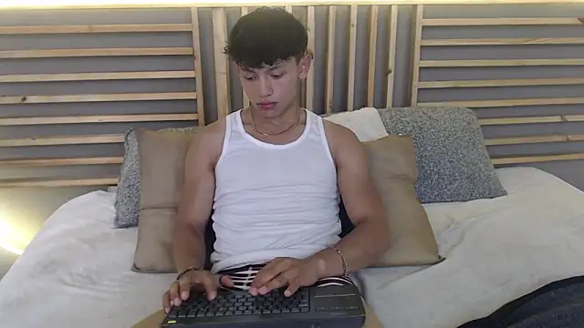 Snapshot of clark_ken01 chatting on 03.02.26 clark ken01 online show from 03.02.26