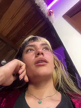 Sara 92 online show from 04.28.26