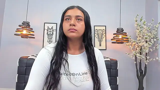 Snapshot of Lunaa_Abril chatting on 02.26.26 Lunaa Abril online show from 02.26.26