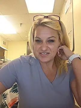 Snapshot of LadyB07 chatting on 07.15.26 LadyB07 online show from 07.15.26