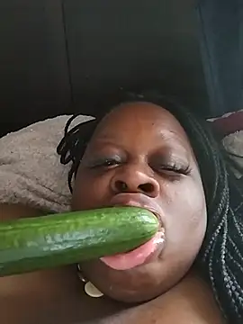 Snapshot of Pinkchocolatebbw chatting on 05.22.26 Pinkchocolatebbw online show from 05.22.26