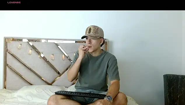 oliver   saint online show from 03.07.26