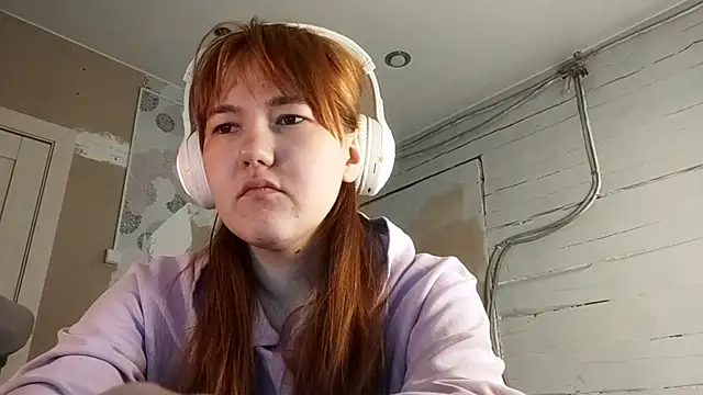 Snapshot of DinaFirebird chatting on 02.28.26 DinaFirebird online show from 02.28.26