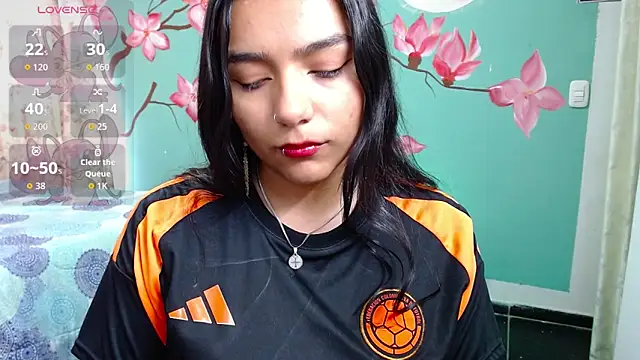 Snapshot of NoelleVireaux chatting on 03.26.26 NoelleVireaux online show from 03.26.26