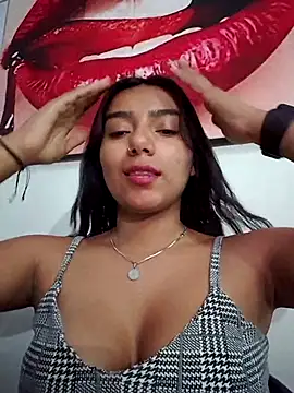 Snapshot of NoelleVireaux chatting on 04.04.26 NoelleVireaux online show from 04.04.26