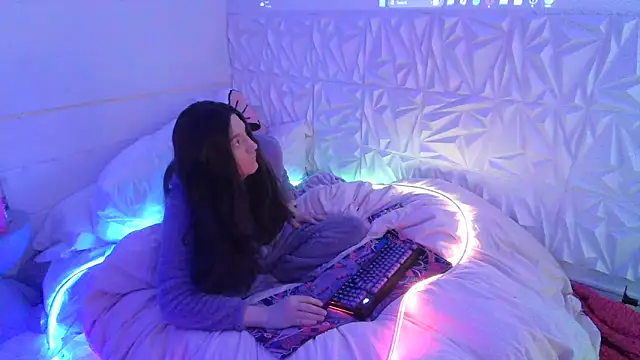 Snapshot of Moongirl117 chatting on 03.03.26 Moongirl117 online show from 03.03.26