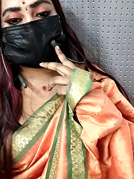 Snapshot of Cutie_Nila chatting on 06.09.26 Cutie Nila online show from 06.09.26