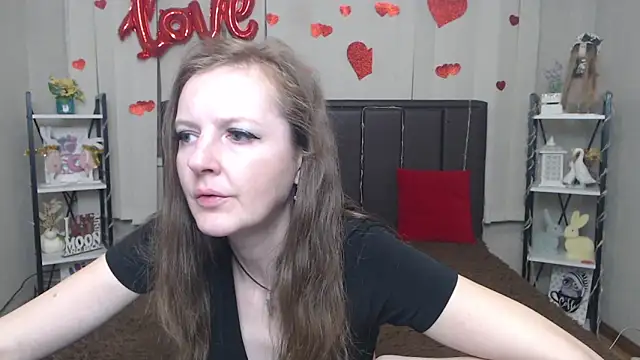 Snapshot of MeganPirs chatting on 04.22.26 MeganPirs online show from 04.22.26