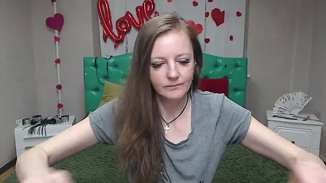 Snapshot of MeganPirs chatting on 05.07.26 MeganPirs online show from 05.07.26