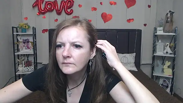 Snapshot of MeganPirs chatting on 05.13.26 MeganPirs online show from 05.13.26