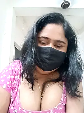 Snapshot of diyadey chatting on 05.01.26 diyadey online show from 05.01.26