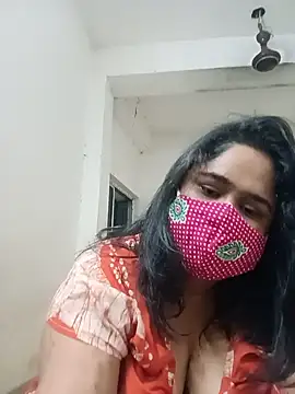 Snapshot of diyadey chatting on 06.13.26 diyadey online show from 06.13.26