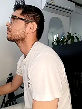 ritzabeth daniel online show from 04.04.26