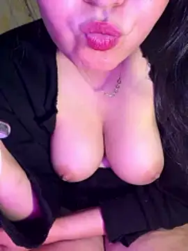Snapshot of Sexy_Lolii chatting on 05.02.26 Sexy Lolii online show from 05.02.26