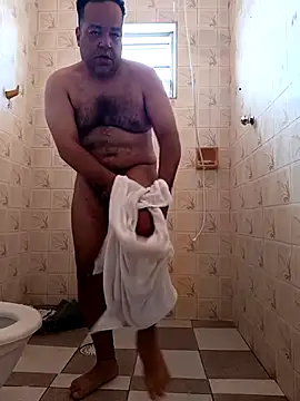 Snapshot of UrsoBissexualPauGrosso chatting on 03.26.26 UrsoBissexualPauGrosso online show from 03.26.26