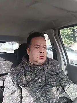 Snapshot of UrsoBissexualPauGrosso chatting on 04.10.26 UrsoBissexualPauGrosso online show from 04.10.26